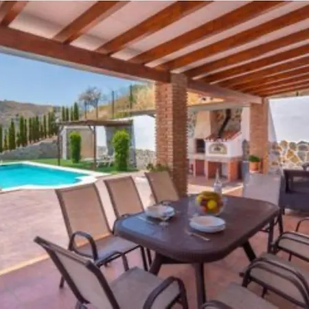 Bonita Casa Nueva Rural Con Magnificas Vistas A La Montana Con Zona Amplia Exterior Con Jacuzzi Vakantiehuis Arenas (Malaga)